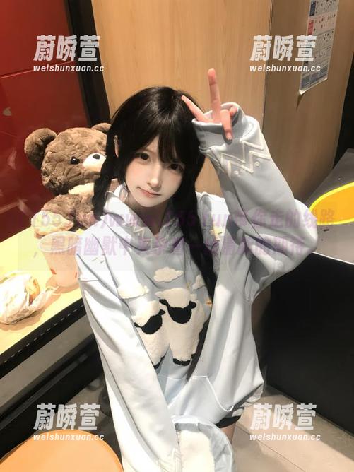 155.fun www.155.fun带你走的线路,黑暗幽默中夹杂着一丝清新的期待。
