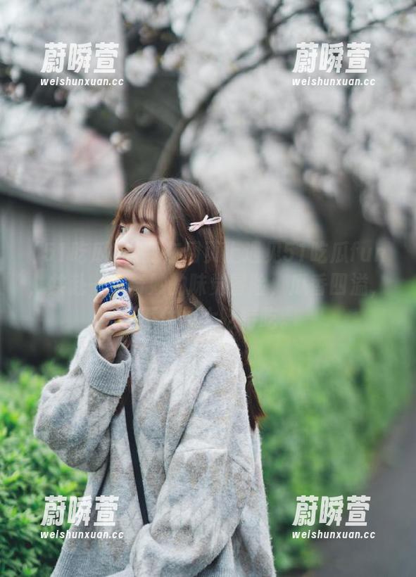当我在网页上遇见51吃瓜fun，共赴一场奇妙的味觉冒险，瓜香四溢，忍不住想大吃特吃。