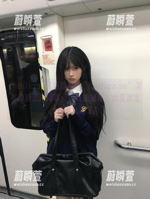 又有新料！“heiliao.su”发布的消息瞬间吸引了我的眼球，心里默念：“这事儿绝了！”