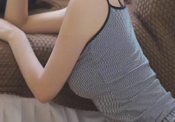 tttzzz.suapp黑料入口，满脑子是谜，心里也怪怪的。