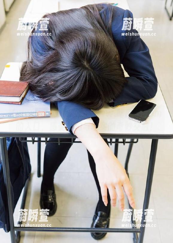 点击www.吃瓜网.com的入口，感受虚构与现实的奇妙交融！