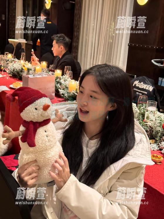 观看九一吃瓜网，淌一场瓜田里的奇妙泥巴！