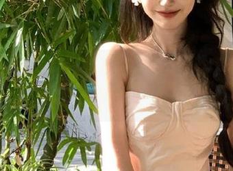 每日更新就像追剧，今日吃瓜app里总能找到新梗，果然上瘾了。