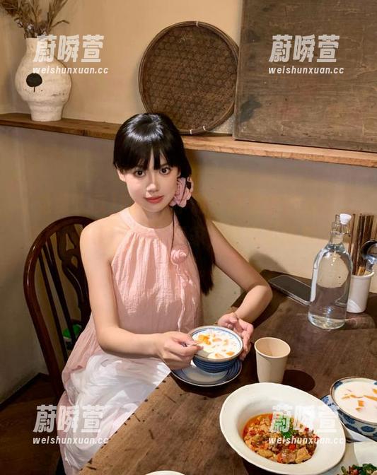 观看一小时，感觉自己成为了免费吃瓜网站的小专家，不得不佩服我的热情。