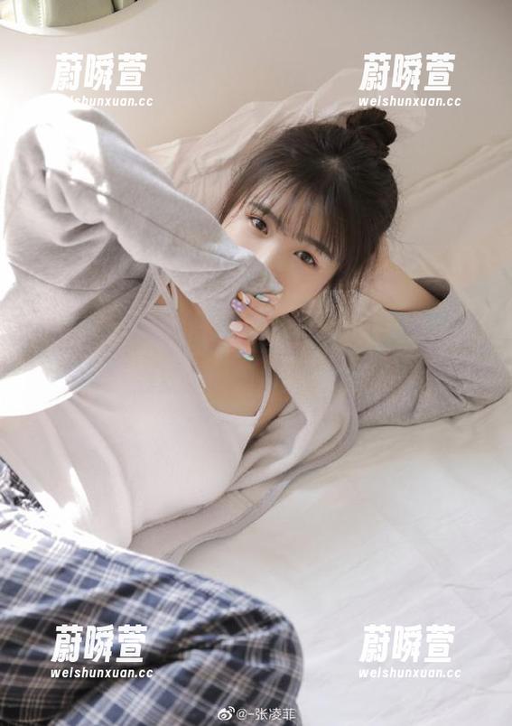 吃瓜天堂官网：我不管，今天我就要吃到最萌的瓜！