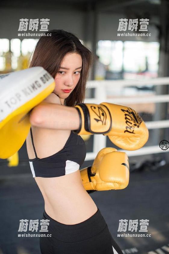带着链接，来吃瓜天堂探索那些让人面红耳赤的新闻，真是又心动又尴尬。