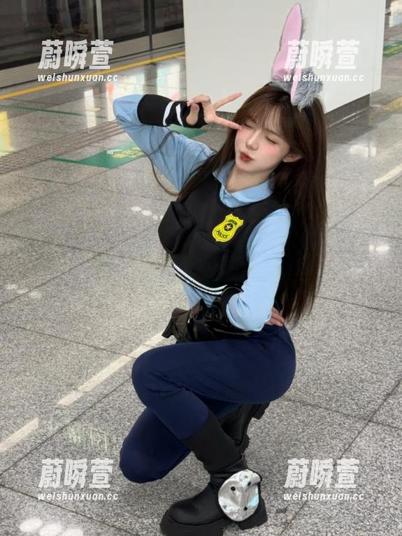 黑料不打烊 万里长征篇黑料不打烊首页:2025年,吃瓜群众变身吃西瓜了,重口味上线!