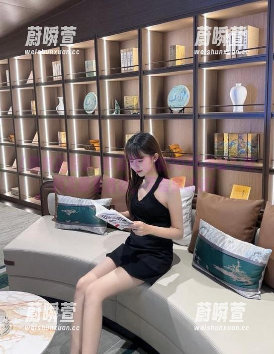 真有网红的2025地址？黑料正能量直达，不信你试试！