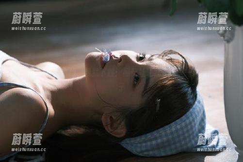 你若在线，我就下载：黑料社让我变成了一颗追瓜的种子