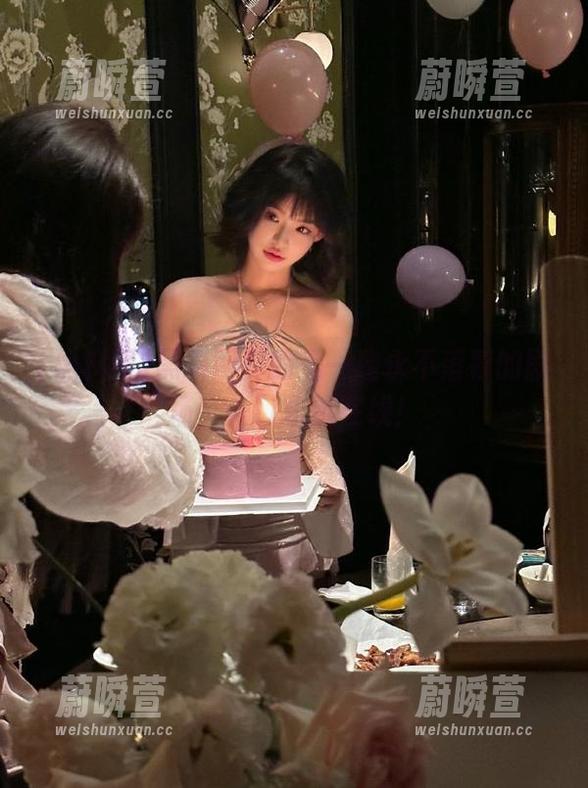 黑料网 黑料网真的是一座永不落幕的剧场,入口永远在线!