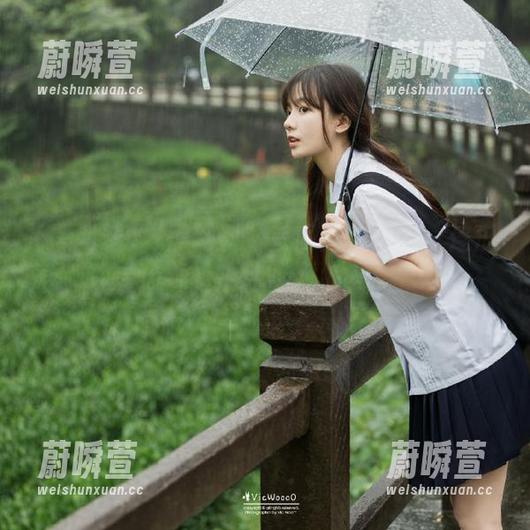 “黑网料”官网：你信我，连瓜皮都想上头条的地方！